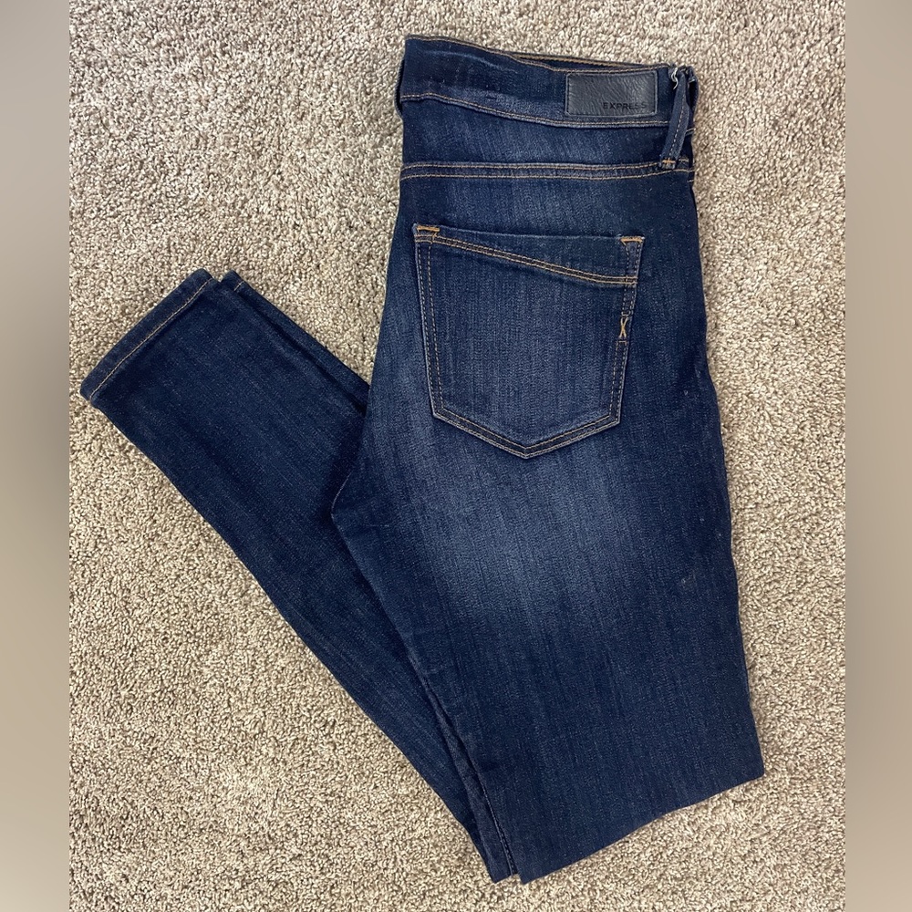 Mid-Rise Jeggings